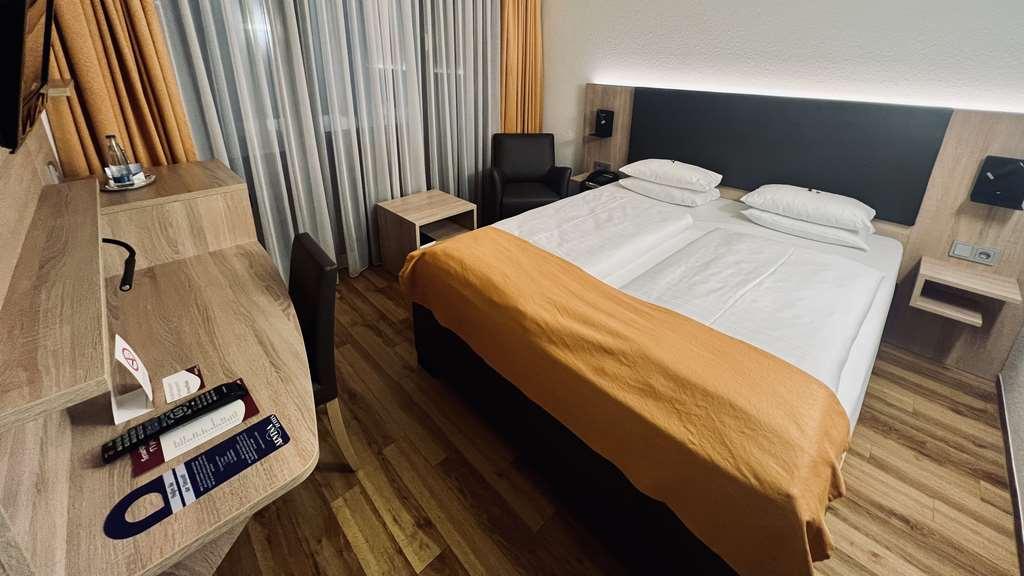 Arvena Messe Hotel Нюрнберг Номер фото