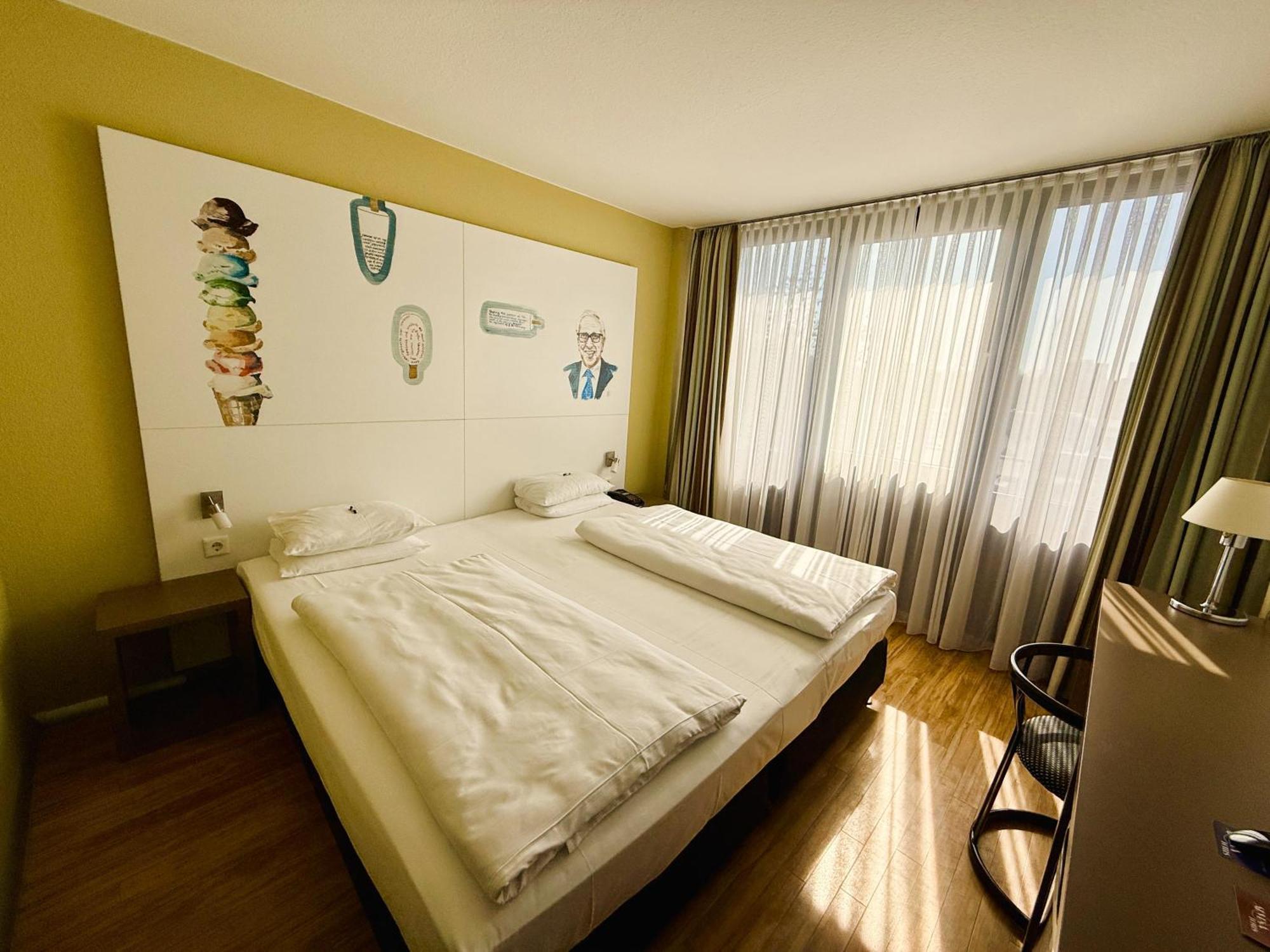 Arvena Messe Hotel Нюрнберг Екстер'єр фото